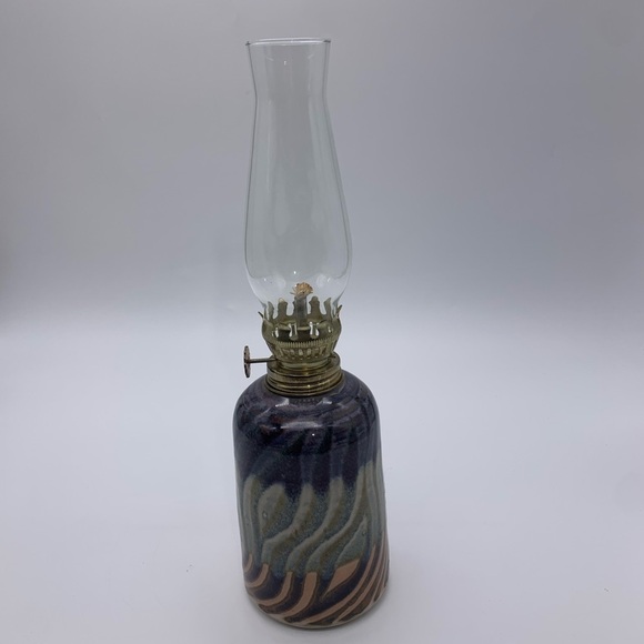 Susan Balentine Stoneware Studio Art Pottery Cylinder Oil Lamp W/ Globe Signed - Picture 5 of 10